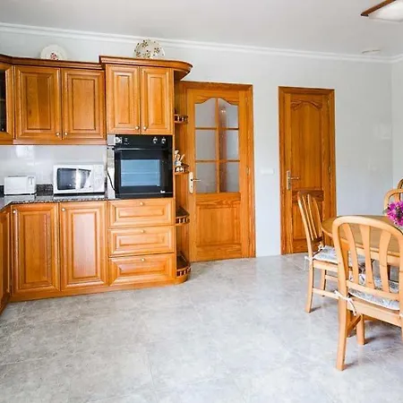 Sleeps 6 Pool Air Con Wifi Βίλα