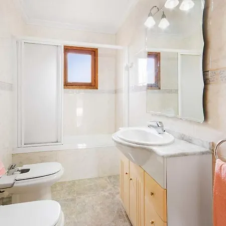 Βίλα Sleeps 6 Pool Air Con Wifi Pollença