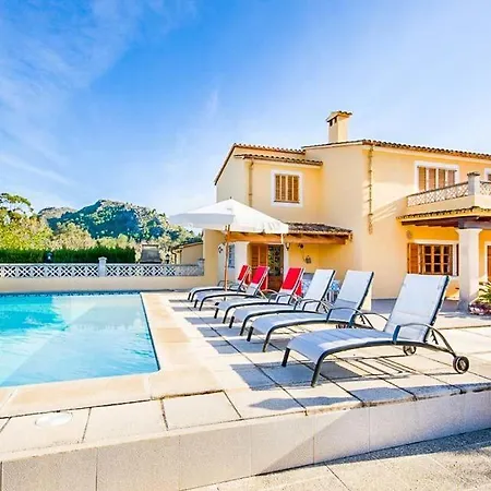 Sleeps 6 Pool Air Con Wifi